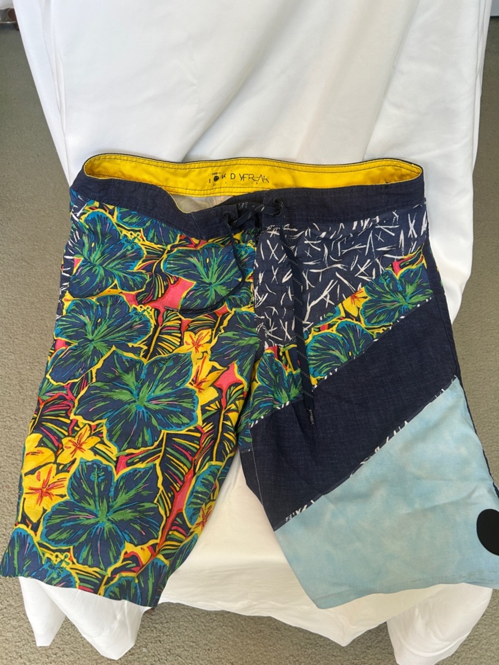Men's O’Neill Floral Patchwork Swim Trunks